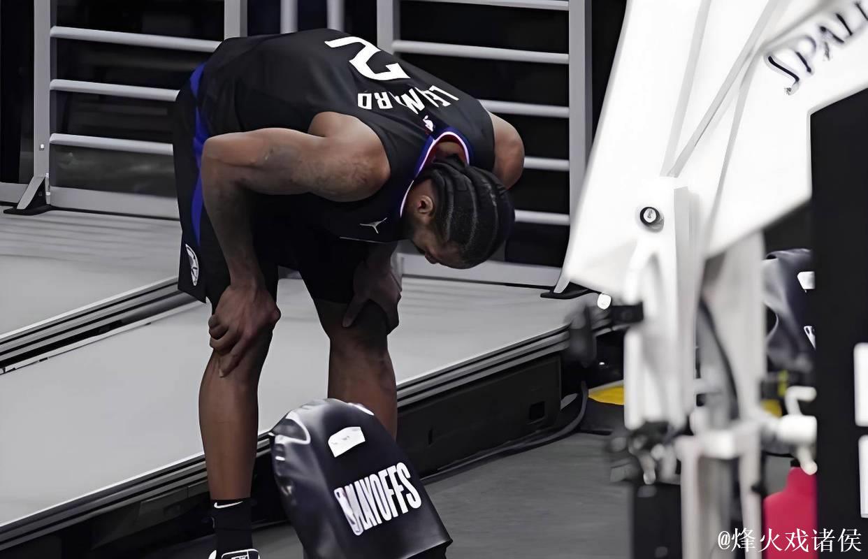 莱昂纳德休赛期接受膝盖手术 恢复进程仍在继续 莱昂纳德休赛期接受膝盖手术 恢复进程仍在继续