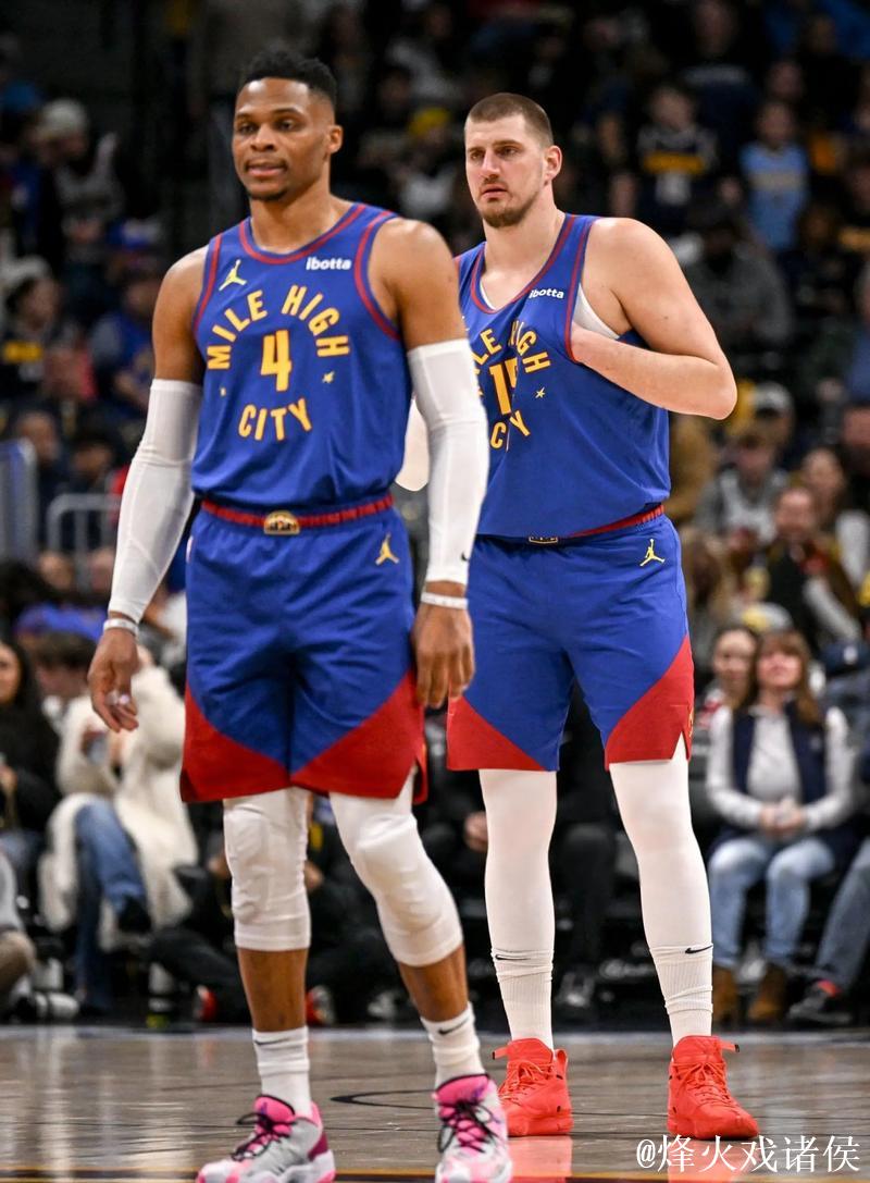 约基奇威少联手三双，掘金力克爵士；尼克斯豪取8连胜